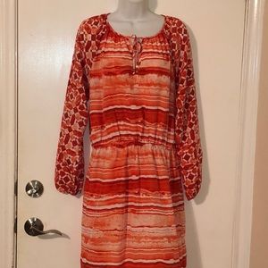 EUC MK ladies dress. Beautiful and flattering fit